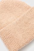 Шапка Pieces колір бежевий з товстого трикотажу (2577590)