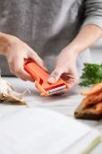 Joseph Joseph Овочечистка Julienne колір барвистий