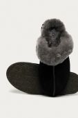 UGG - Замшеві тапочки Scuffette II колір чорний (781490)