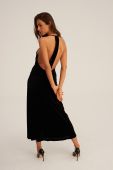 Сукня Undress Code колір чорний midi пряма (1790526)