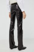 Шкіряні штани Gestuz Gocha жіночі колір чорний кльош висока посадка
