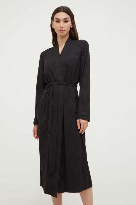 Халат Guess колір чорний