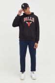Кофта New Era чоловіча колір чорний з капюшоном з принтом CHICAGO BULLS