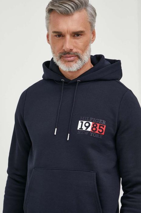 Кофта Tommy Hilfiger чоловіча колір синій з капюшоном з принтом (3617359)
