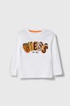 Дитячий бавовняний лонгслів Guess колір білий з аплікацією (3601605)