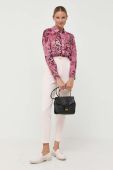 Сорочка Guess жіноча колір рожевий regular класичний комір (3383370)