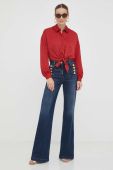Сорочка Guess жіноча колір червоний relaxed класичний комір