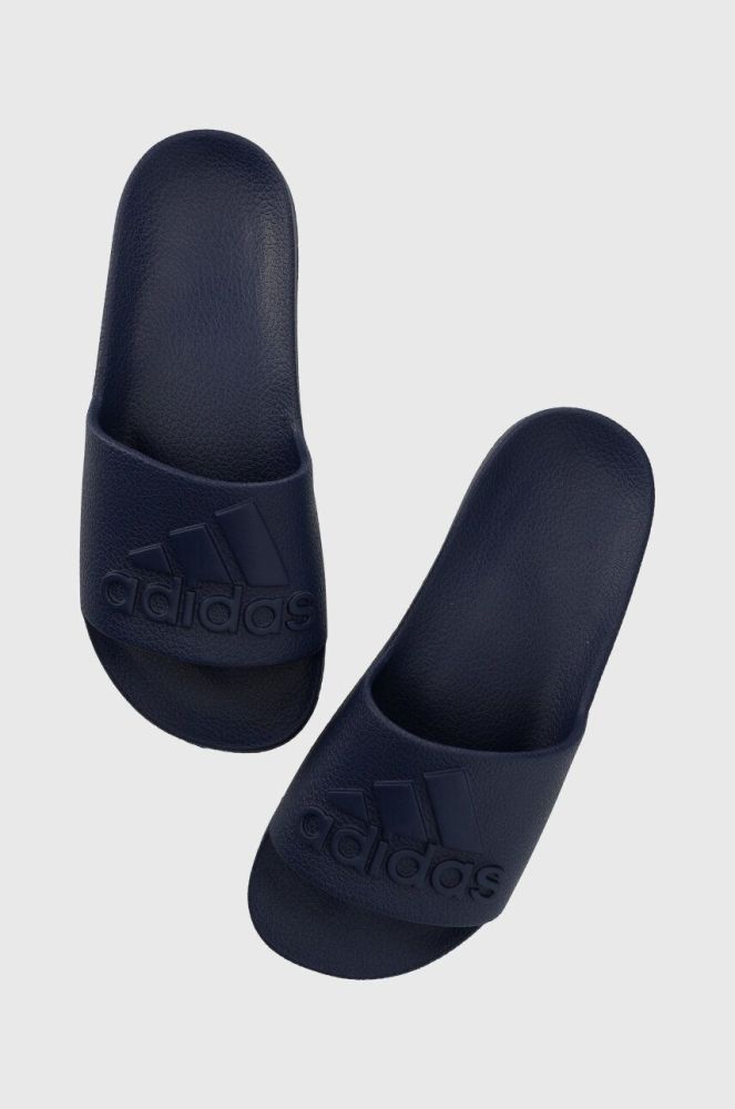 Шльопанці adidas колір блакитний (3553948)