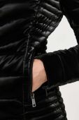 Куртка Guess жіноча колір чорний перехідна (3335228)