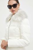 Куртка Guess жіноча колір білий зимова