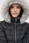 Пухова куртка Tommy Hilfiger жіноча колір чорний зимова (3424576)
