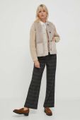 Безрукавка Barbour жіночий колір бежевий перехідний