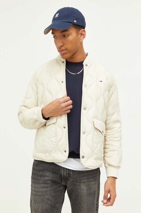 Пухова куртка Tommy Jeans чоловіча колір бежевий перехідна (3284174)