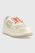 Кросівки Tommy Jeans TJW RETRO BASKET FLATFORM колір бежевий EN0EN02208