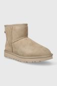 Замшеві чоботи UGG Classic Mini II колір бежевий 1016222