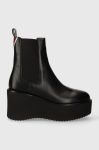 Шкіряні черевики Tommy Hilfiger ELEVATED WEDGE BOOTIE жіночі колір чорний на танкетці FW0FW07657