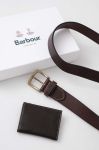 Шкіряний ремінь і чохол для карт Barbour колір коричневий
