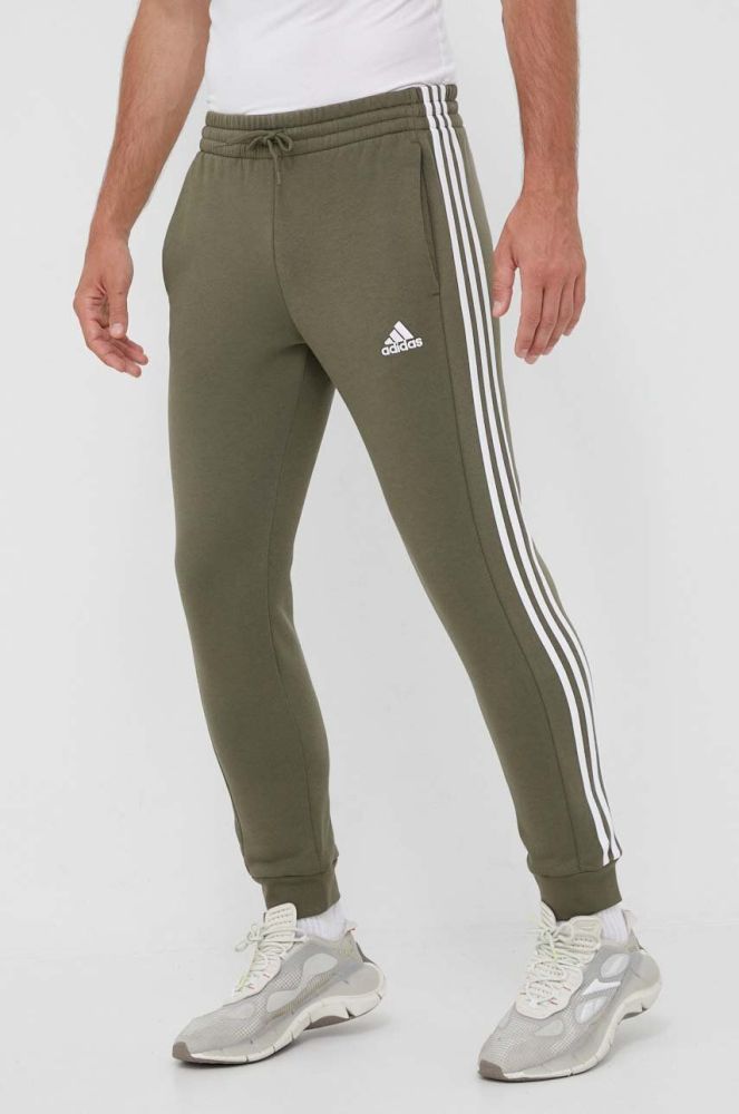 Спортивні штани adidas колір зелений з аплікацією (3322368)