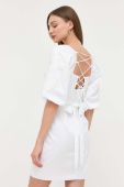 Сукня Guess колір білий mini пряма