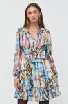 Сукня Guess mini розкльошена колір барвистий (3534487)