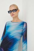 Сукня Bruuns Bazaar midi облягаюча колір блакитний