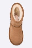 UGG - Зимове взуття Classic II dzieci?ce колір коричневий