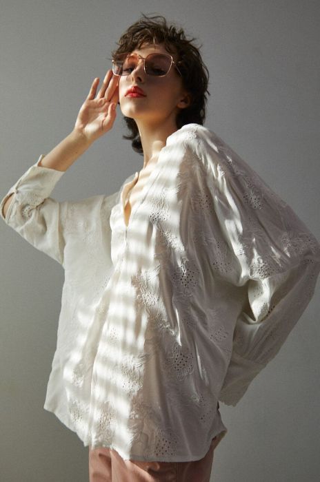 Блузка Medicine жіноча колір бежевий з аплікацією (3196462)