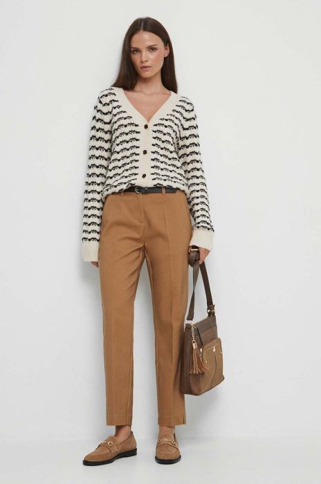 Штани Medicine жіночі колір бежевий фасон chinos середня посадка (3573188)