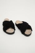 Inuikii - Шльопанці колір чорний