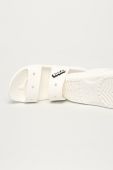 Шльопанці Crocs Classic Crocs Sandal колір білий 206761