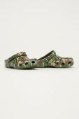 Шльопанці Crocs Classic Pritned Camo Clog чоловічі колір зелений 206454 RINTED.CAMO.CLOG.206454-ARMYGREEN/