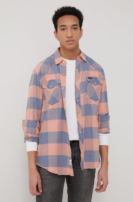 Бавовняна сорочка Wrangler чоловіча колір помаранчевий regular класичний комір