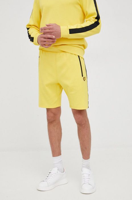 Шорти Lyle & Scott чоловічі колір жовтий