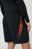 Шорти для тренувань Under Armour Woven Graphic чоловічі колір чорний (2470906)