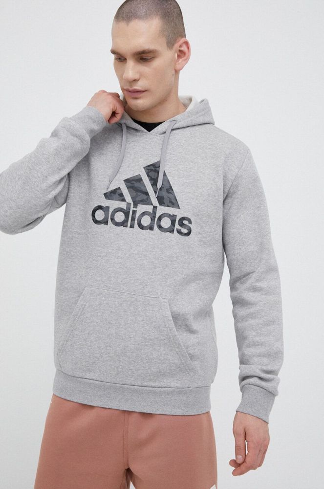 Кофта adidas чоловіча колір сірий з капюшоном з принтом (3147318)