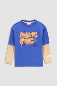 Дитячий бавовняний лонгслів Coccodrillo колір синій з принтом