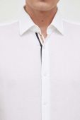 Сорочка з домішкою льону BOSS колір білий regular класичний комір