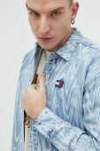 Джинсова сорочка Tommy Jeans чоловіча relaxed класичний комір колір блакитний (2974241)