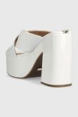 Шльопанці Guess LANTZ жіночі колір білий каблук блок FL6LNT PAF03