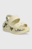 Шльопанці Crocs Classic Mega Crush Real Tree SND жіночі колір бежевий на платформі 208250 208250.2Y2-2Y2