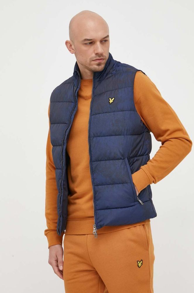 Безрукавка Lyle & Scott чоловічий колір синій зимовий