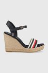 Сандалі Tommy Hilfiger CORPORATE WEDGE жіночі колір синій на танкетці FW0FW07086
