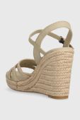 Сандалі Tommy Hilfiger ESSENTIAL BASIC WEDGE SANDAL жіночі колір бежевий на танкетці FW0FW07220