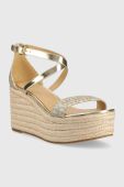 Сандалі MICHAEL Michael Kors Serena жіночі колір золотий на танкетці 40S3SEMS1B