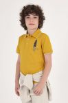 Дитяче бавовняне поло Mayoral колір жовтий з принтом (2947865)