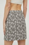 Спідниця Samsoe Samsoe колір сірий mini олівець