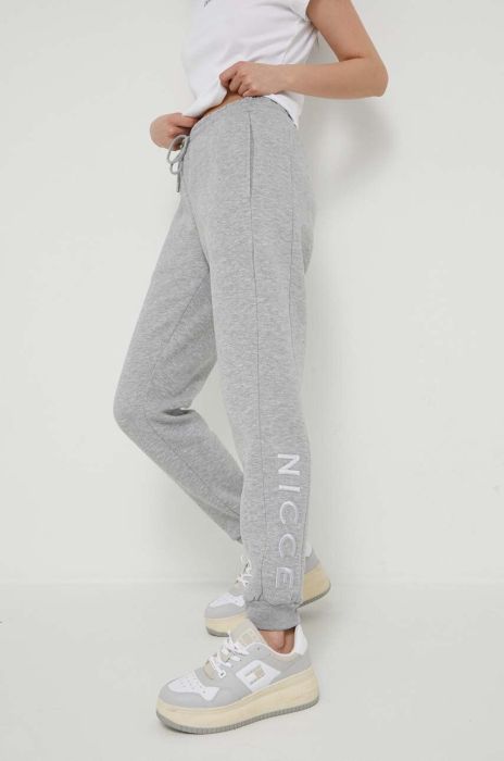 Спортивні штани Nicce колір сірий з аплікацією (3285205)