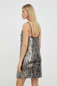 Сукня Gestuz колір срібний mini пряма