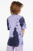 Дитяча бавовняна футболка Guess колір фіолетовий візерунок (2933918)