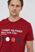 Бавовняна футболка Tommy Hilfiger колір червоний з принтом (2926480)